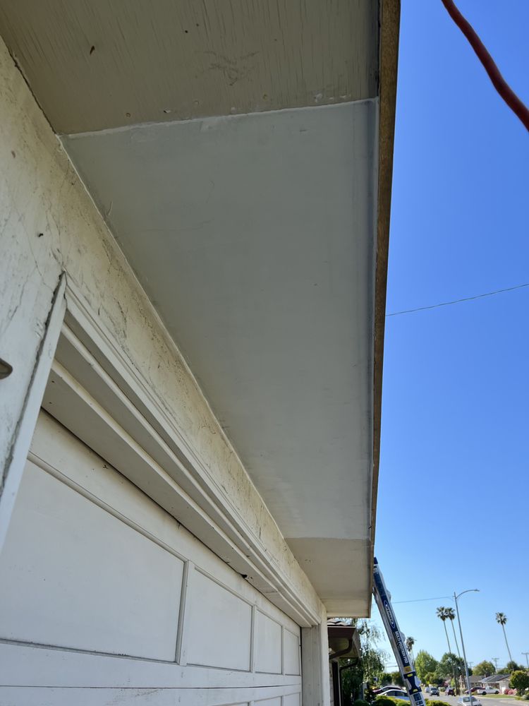 Slide of Israel Professional Roofer