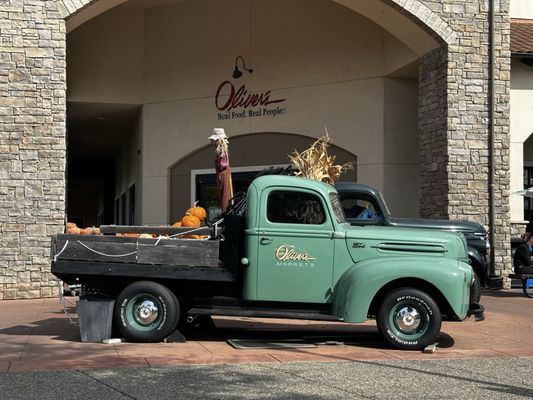 Oliver's Market - Windsor by null