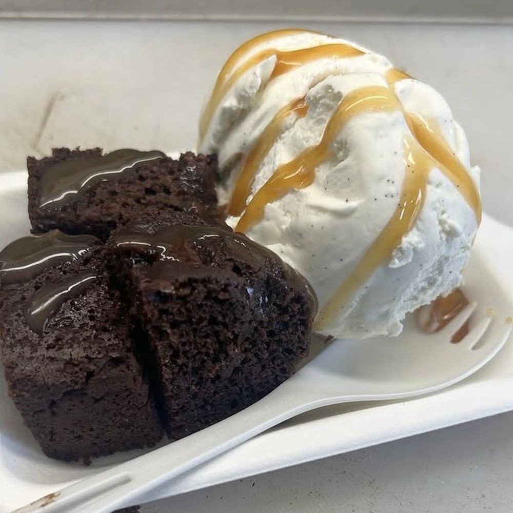 Phileas Fogg - Chocolate cake and ice cream - Ice Cream & Frozen Yogurt Near Me Phileas Fogg - Chocolate cake and ice cream - Ice Cream & Frozen Yogurt Near Me