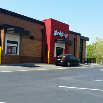 Wendy's - Driving through at Wendy's - Burgers Near Me - Raleigh, North Carolina