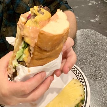 Cool Cat Cafe - 1lb. Beef Burger - American Near Me - Pismo Beach, California