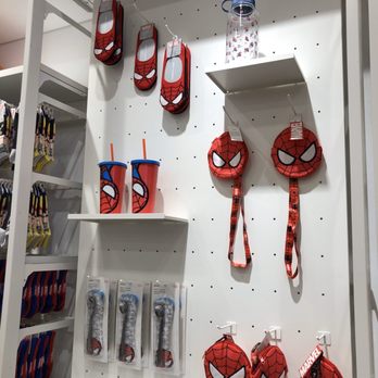 Miniso - Inside - Discount Store Near Me - Toronto, Ontario Miniso - Inside - Discount Store Near Me - Toronto, Ontario