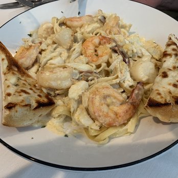 By The Docks Restaurant - Seafood a la Bay - Seafood Near Me - Middle River, Maryland By The Docks Restaurant - Seafood a la Bay - Seafood Near Me - Middle River, Maryland