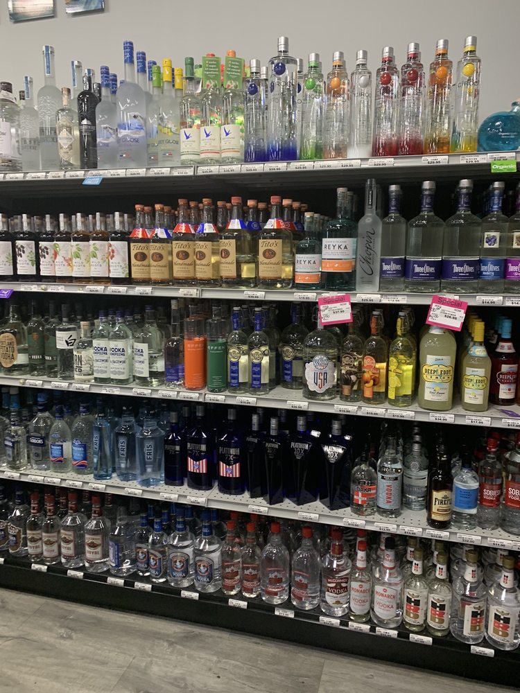 CORK AND BOTTLE SHOPPE Updated August 2024 15 Photos 1875 NW 9th