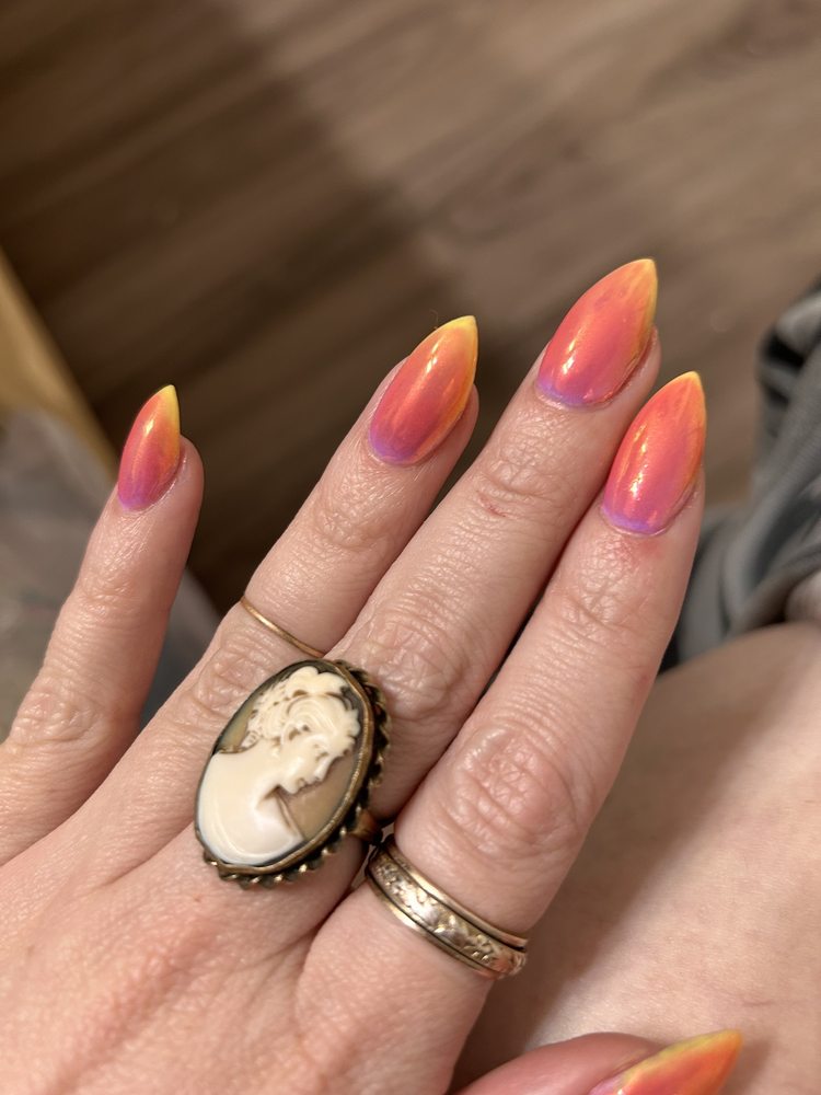 GOOD VIBE NAILS Logo