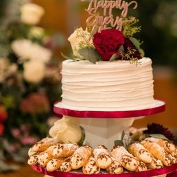 a three tiered wedding cake