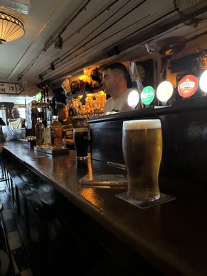 Sean's Bar by null