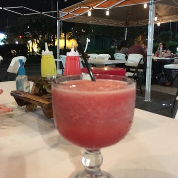 Antojitos Beba - Rica agua de sandía. - Food Trucks Near Me - McAllen, Texas