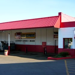 Les Schwab Tire Center