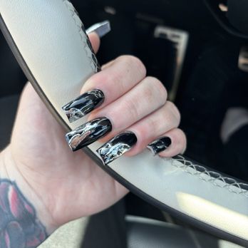 Lush Nail Lounge - Nail Salons Near Me - Antioch, California