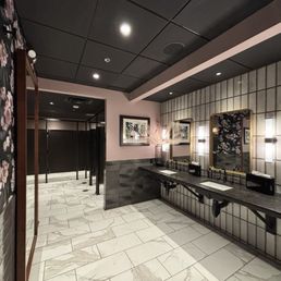 Women's bathroom at lounge the Gage