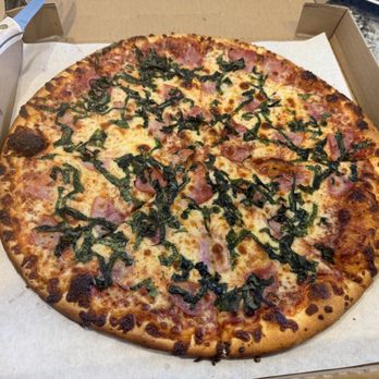 Giovanna’s Pizza - Ham and basil, perhaps the perfect combination for purists. - Pizza Near Me - Scottsdale, Arizona Giovanna’s Pizza - Ham and basil, perhaps the perfect combination for purists. - Pizza Near Me - Scottsdale, Arizona
