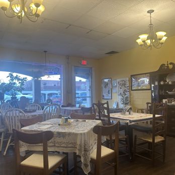Camellia City Cafe - Waffles Near Me - Thomson, Georgia