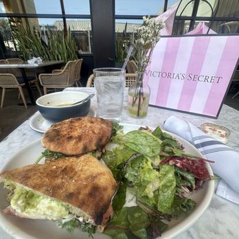 North Italia - This $25 caprese sandwich and soup meal is overpriced - Pizza Near Me - Torrance, California