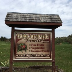 Toigo Orchards - The entrance
