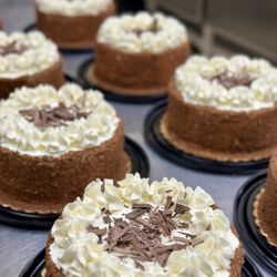 Prostor market - Spartak- Chocolate cake   W- cream cheese/ buttercream