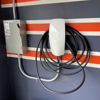 Current Electrical Contractors - Electricians Near Me - Glenview, Illinois