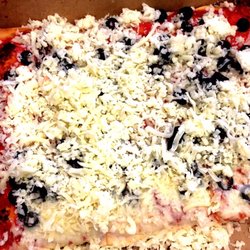 Ohio Style Pizza wit Olives
