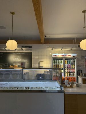 Jeni's Splendid Ice Creams by null