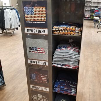Tractor Supply - Department Stores Near Me - Sparks, Nevada