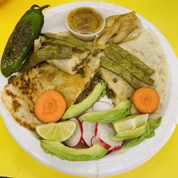 Franco of Castroville - Quesadilla de asada