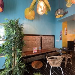 PiñaLoka - Inside seating | 4/23/2023