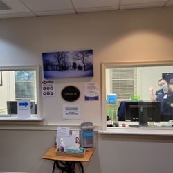 Wellstar Family Medicine at Edgewater Hall - Check in to smiling faces.