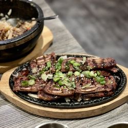 Woomiok - Grilled LA BBQ Galbi