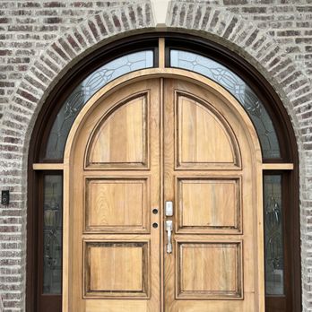 Kings Home Renovations - Before photo of refinished door - General Contractors Near Me