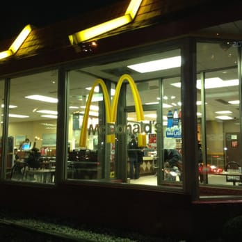 McDonald's - the inside of a restaurant at night - Fast Food Near Me - Columbus, Ohio McDonald's - the inside of a restaurant at night - Fast Food Near Me - Columbus, Ohio