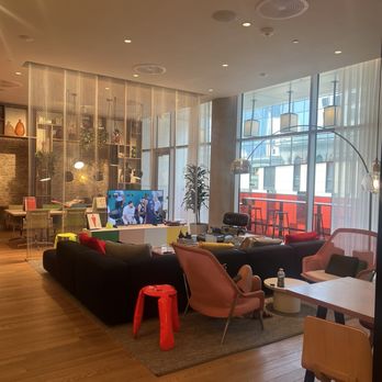 citizenM Austin Downtown - Lobby area - Hotels Near Me - Austin, Texas citizenM Austin Downtown - Lobby area - Hotels Near Me - Austin, Texas