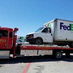 Woody's Wrecker Service