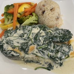 Sodade Restaurant - Salmon with coconut sauce