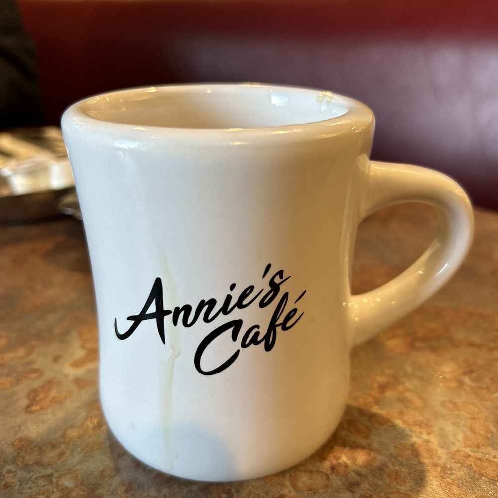 Annie's Cafe - Temecula - Breakfast & Brunch Near Me - Temecula, California