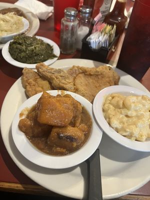 Bullock's Bar-B-Cue by null
