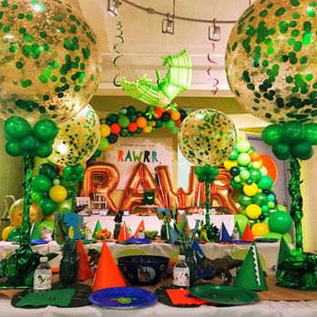 Lovekins Balloons - Organic balloon arch with matching confetti balloon centerpieces and custom dinosaur sculpture - Balloon Services Near Me Lovekins Balloons - Organic balloon arch with matching confetti balloon centerpieces and custom dinosaur sculpture - Balloon Services Near Me