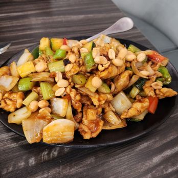 Dragon Wok - Kung Pao Chicken - Chinese Near Me - Fresno, California