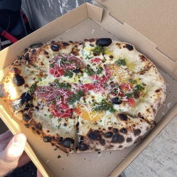 Tam Tam Pizza - Heirloom tomato pizza - Pizza Near Me - Bellingham, Washington Tam Tam Pizza - Heirloom tomato pizza - Pizza Near Me - Bellingham, Washington