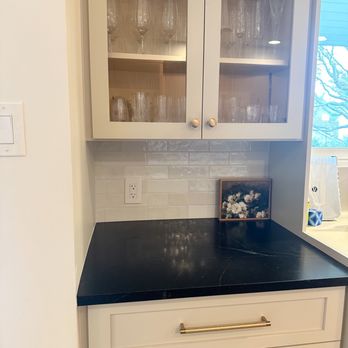 FR RUIZ - Built in cabinet - General Contractors Near Me