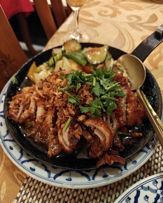 Rüen Thong Thai Restaurant by null