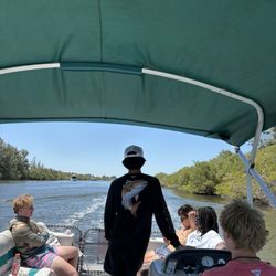 Cape Crossing Boat Rentals
