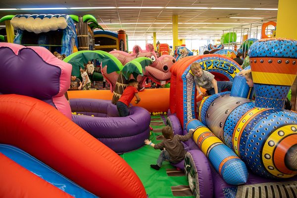 bounce No.413 2018年4月号 fhana 般若 EMPiRE Jump! Zone, 1605 E 37th Ave, Hobart, IN 46342, US - MapQuest