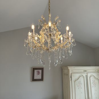 I-Rock Electric - 8 arm Saint Mossi Chandelier installed perfectly!! - Electricians Near Me I-Rock Electric - 8 arm Saint Mossi Chandelier installed perfectly!! - Electricians Near Me