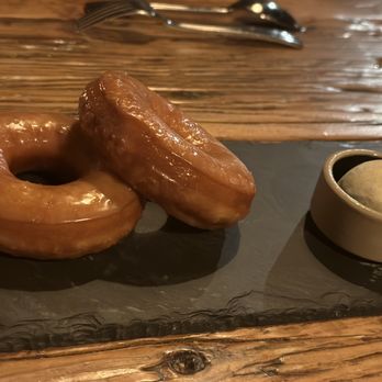 Earth at Hidden Pond - doughnuts - New American Near Me - Kennebunkport, Maine Earth at Hidden Pond - doughnuts - New American Near Me - Kennebunkport, Maine