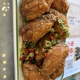 Salt and pepper chicken wings