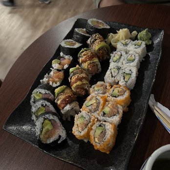 Jerry-San's Sushi Bar - Traffic Light Roll, Cousin Roll, Sunshine Roll, Shrimp avocado roll - Sushi Bars Near Me - Branford, Connecticut