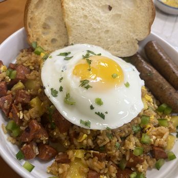 Sunshine & Pineapple - Breakfast & Brunch Near Me - Honolulu, Hawaii