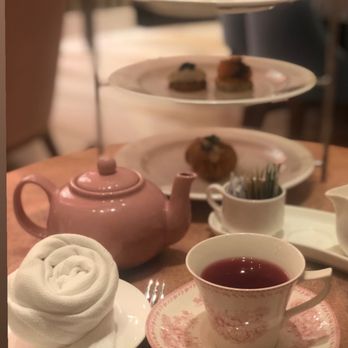 Camellias - Champagne Bars Near Me - Charleston, South Carolina