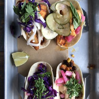 Vida Taco Bar - Bottom left : the fried avocado,  Bottom right : the sweet potato Top left : the Pacifica  Top right : the Thai basil shrimp - Tacos Near Me - Annapolis, Maryland