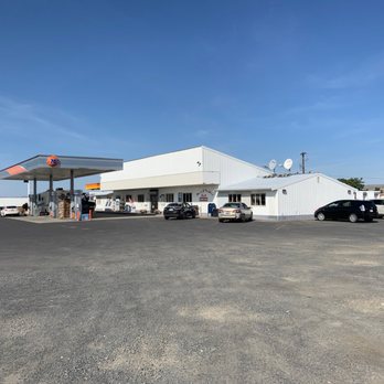 Big Wally's - outside - Convenience Stores Near Me - Coulee City, Washington
